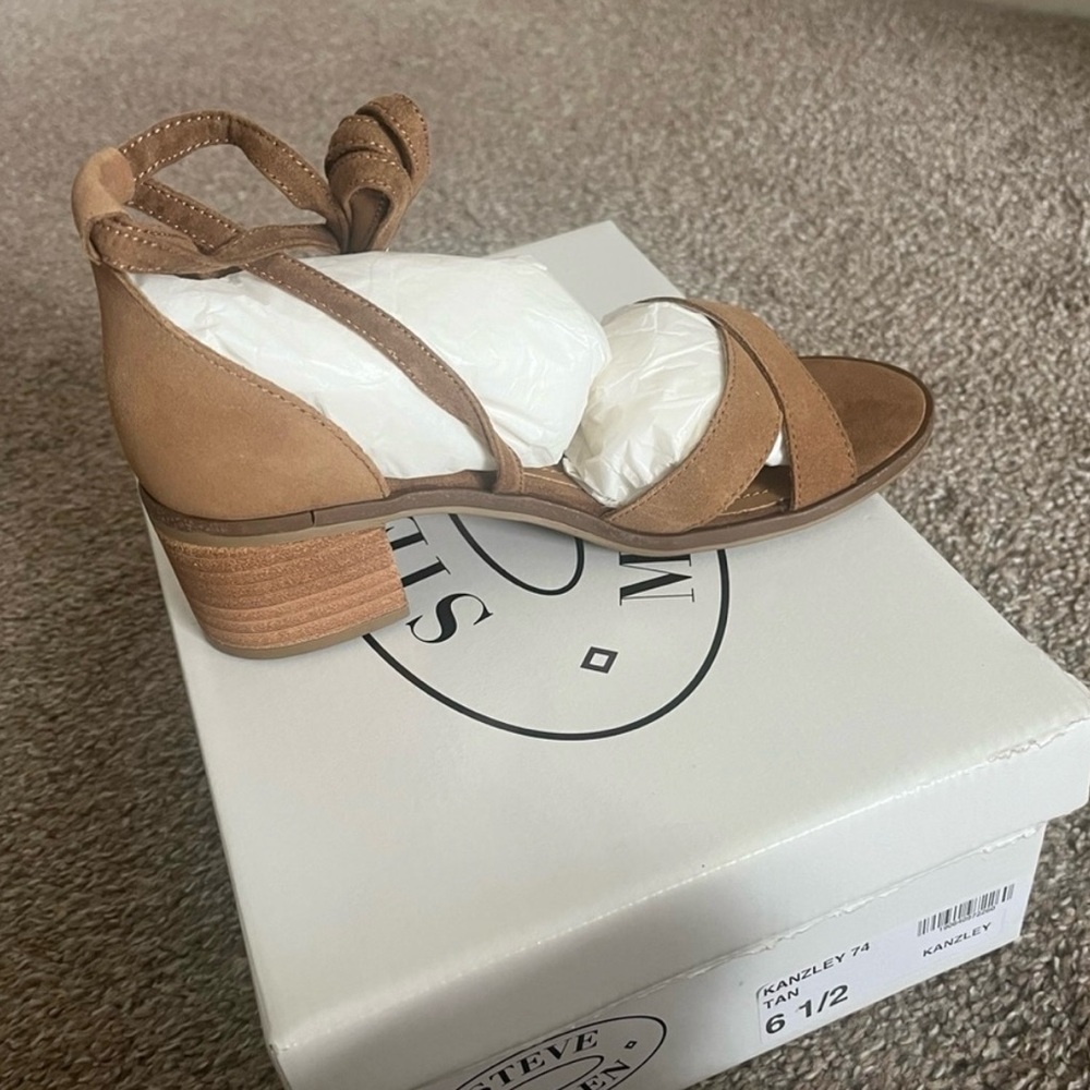 Steve Madden Brown Suede Block Heel Sandals - Picture 3 of 12